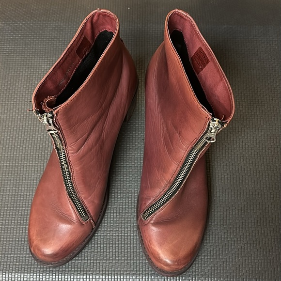 Biza burgundy leather zipper boots - Picture 4 of 15